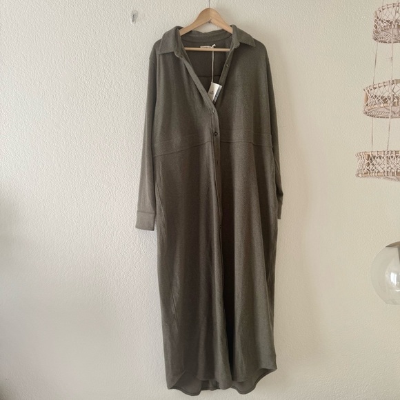 faherty legend maxi dress Faherty Legend Sweater Maxi Dress - Black Watch Plaid